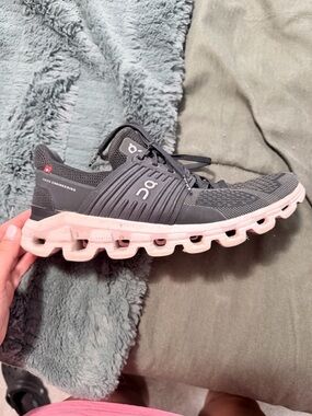 On Running Cloud Women's Running Shoe - Black with Light Pink Sole